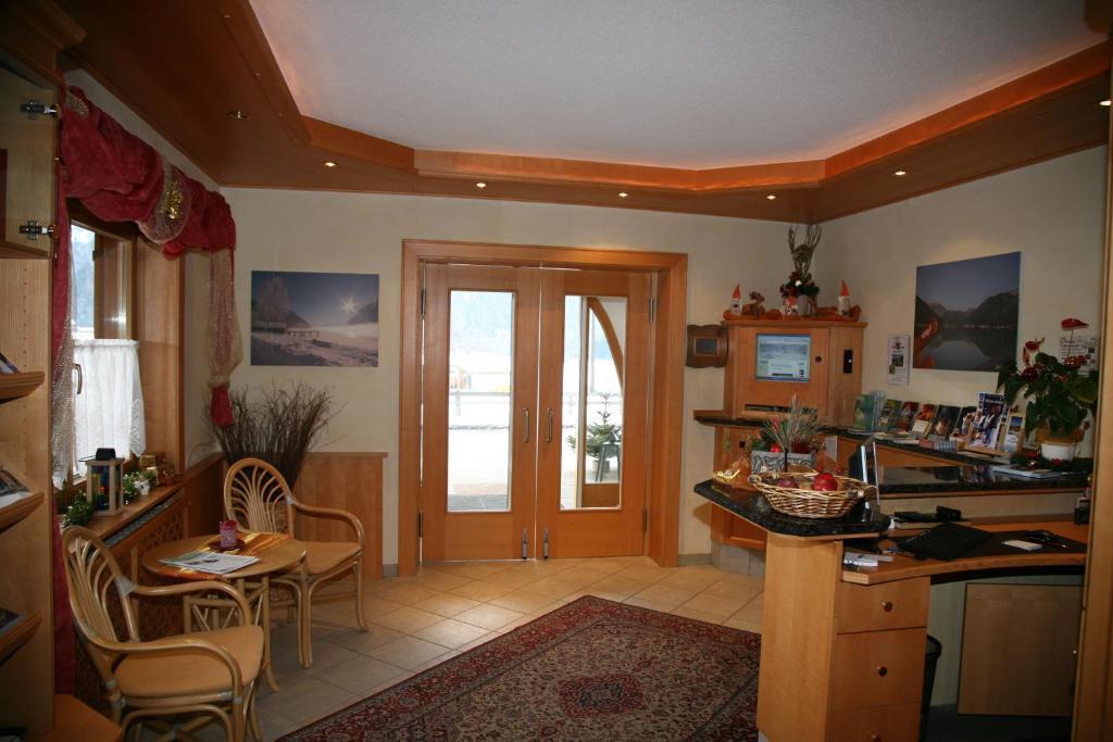 Fruehstueckshotel Margret Maurach  Bagian luar foto